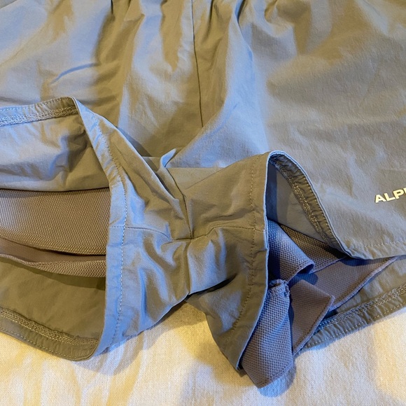 Alphalete shorts - Picture 7 of 8